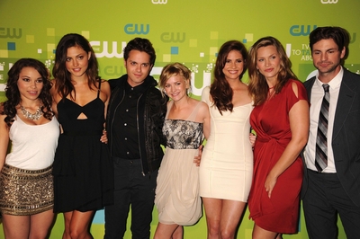 The-secret-circle-cw-upfront-arrivals-may-19th-2011-0063.jpg