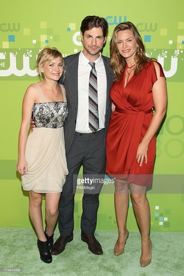 The-secret-circle-cw-upfront-arrivals-may-19th-2011-0141.jpg