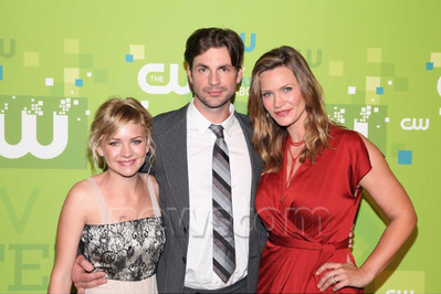 The-secret-circle-cw-upfront-arrivals-may-19th-2011-0160.jpg