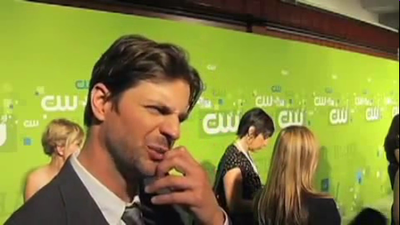 Tsc-upfront-red-carpet-interview-by-carina-mackenzie-zap2it-screencaps-may-19th-2011-01015.png