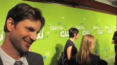 Tsc-upfront-red-carpet-interview-by-carina-mackenzie-zap2it-screencaps-may-19th-2011-01098.png