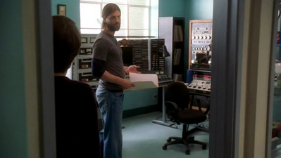 The-unit-1x10-screencaps-0080.png