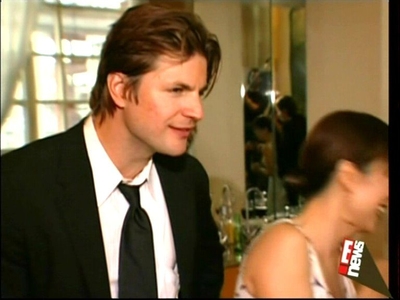 Vanished-fox-upfront-interview-by-eonline-may-18th-2006-005.jpg